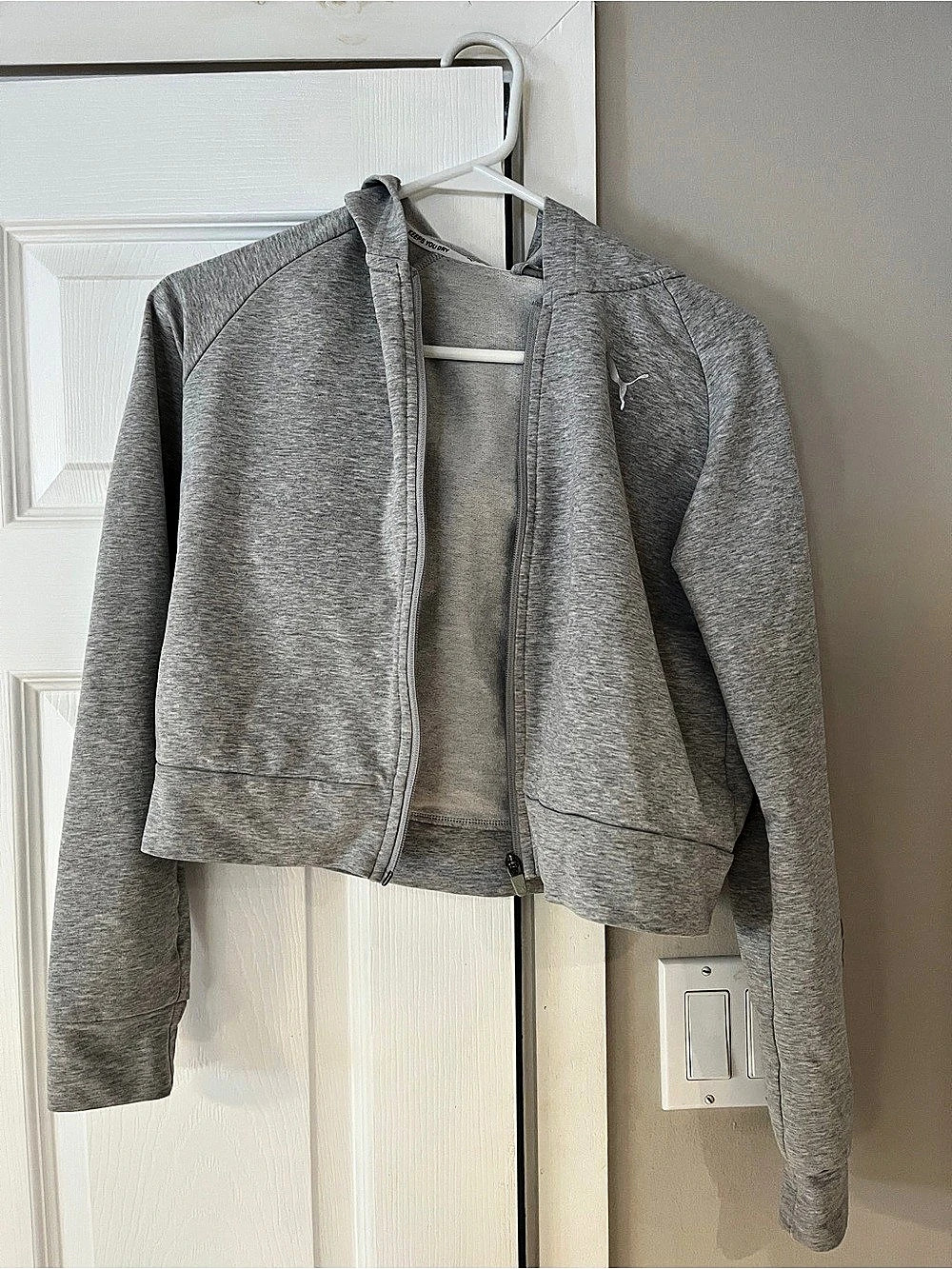 Puma Gray Zip Active Wear Hoodie size Small